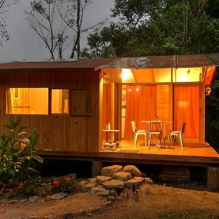 Mindo Eco Suite Con Rio Y Cascada Exterior photo