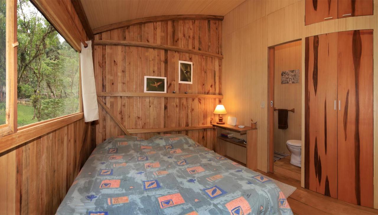 Eco Con Rio Y Cascada Holiday home Mindo